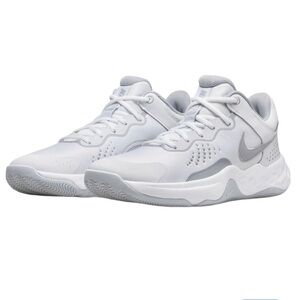 Nike Men’s Fly By Mid 3 Basketball sneaker